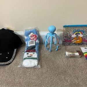 Older girls/teen/womens gift lot